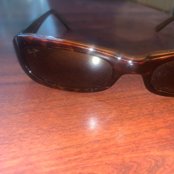 SIGNED MAUI JIM ‘s.  tortoise w/red undertones main image 4